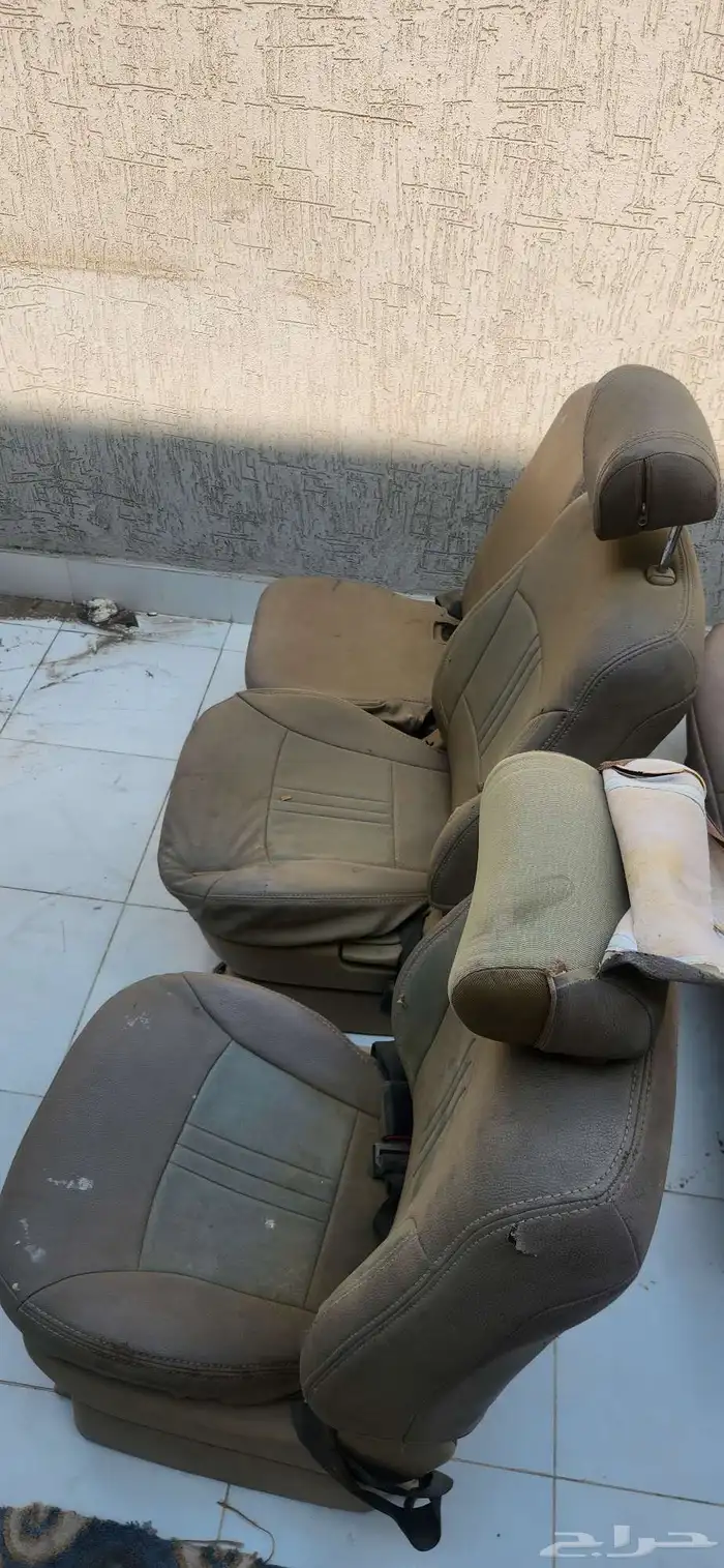 مقاعد خلفيه H1 مستخدم نضيف عليها تلبيسه جلد الوكاله تحت قماش 5