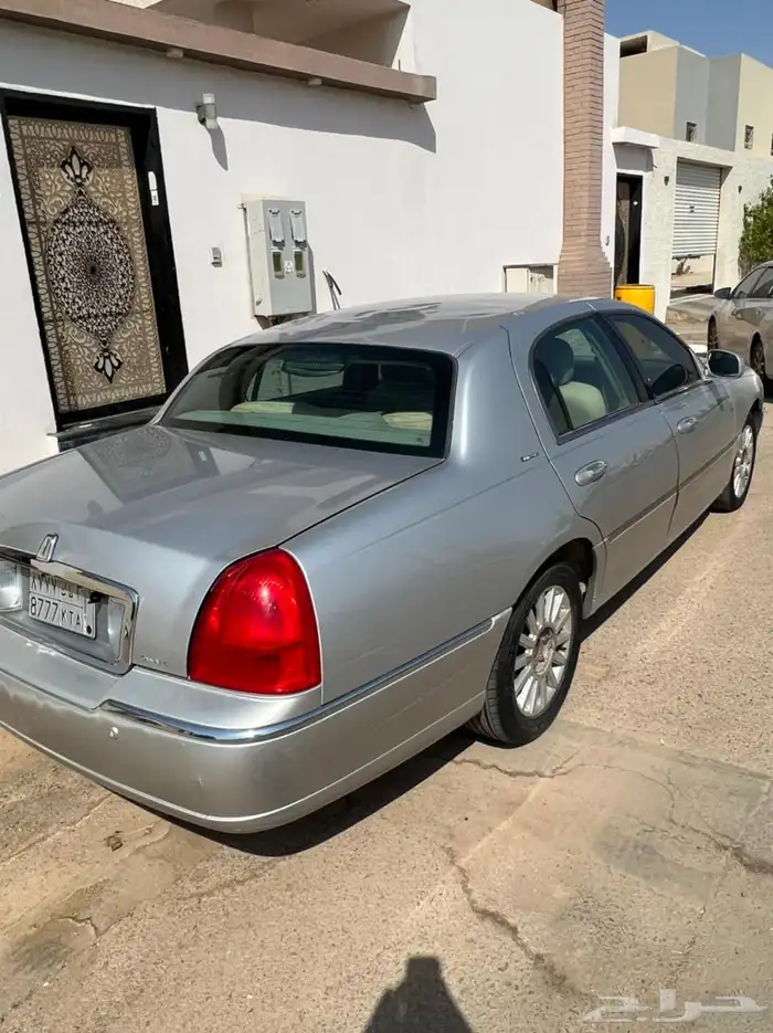 لنكون تاون كار 2005 نظيف 13