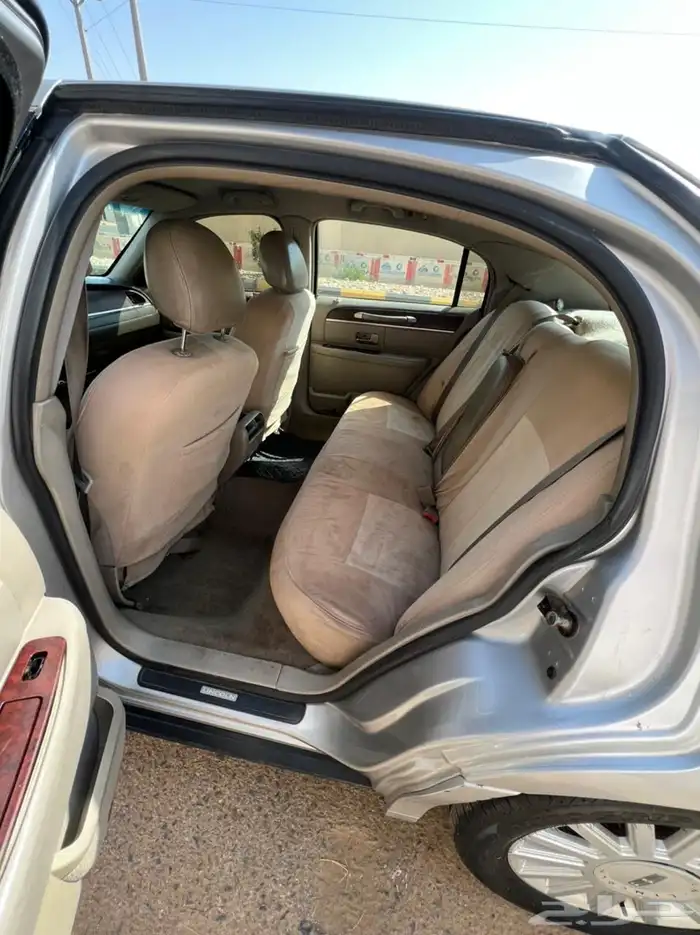 لنكون تاون كار 2005 نظيف 7