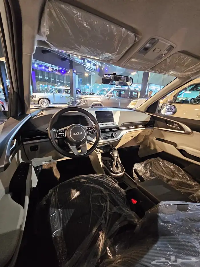 كيا كارنز استاندر مطور موديل 2025 بسعر حصري للكاش وتقسيط 12