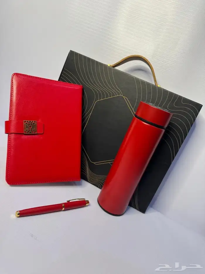 بوكس هدية سينسوليت . ماج حراري . نوت بوك . قلم هدية فخمه 1