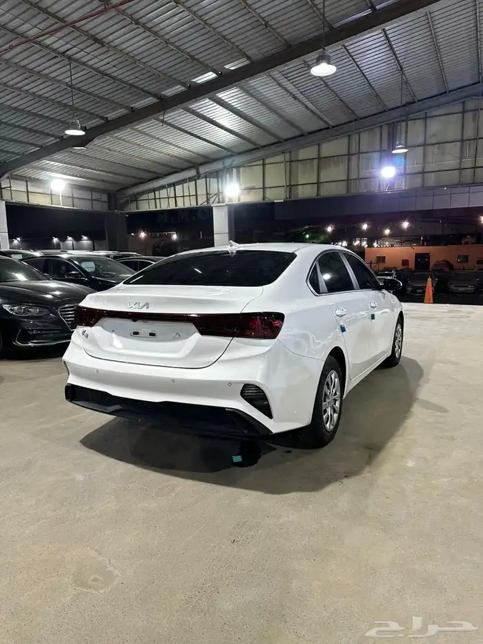 كيا K3 ابيض 2022 بنزين وارد كوريا 4