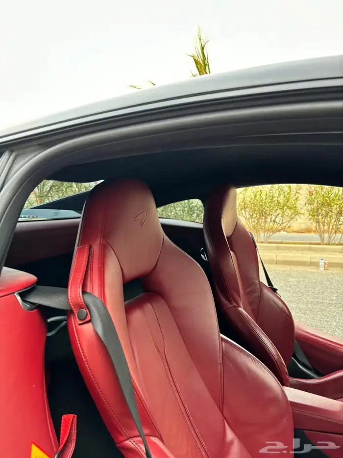 ماكلارين 570s 8