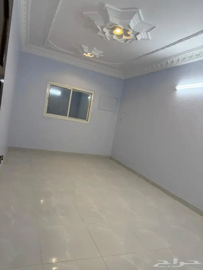 شقة للايجار بحي البساتين بنخب بالطايف 0