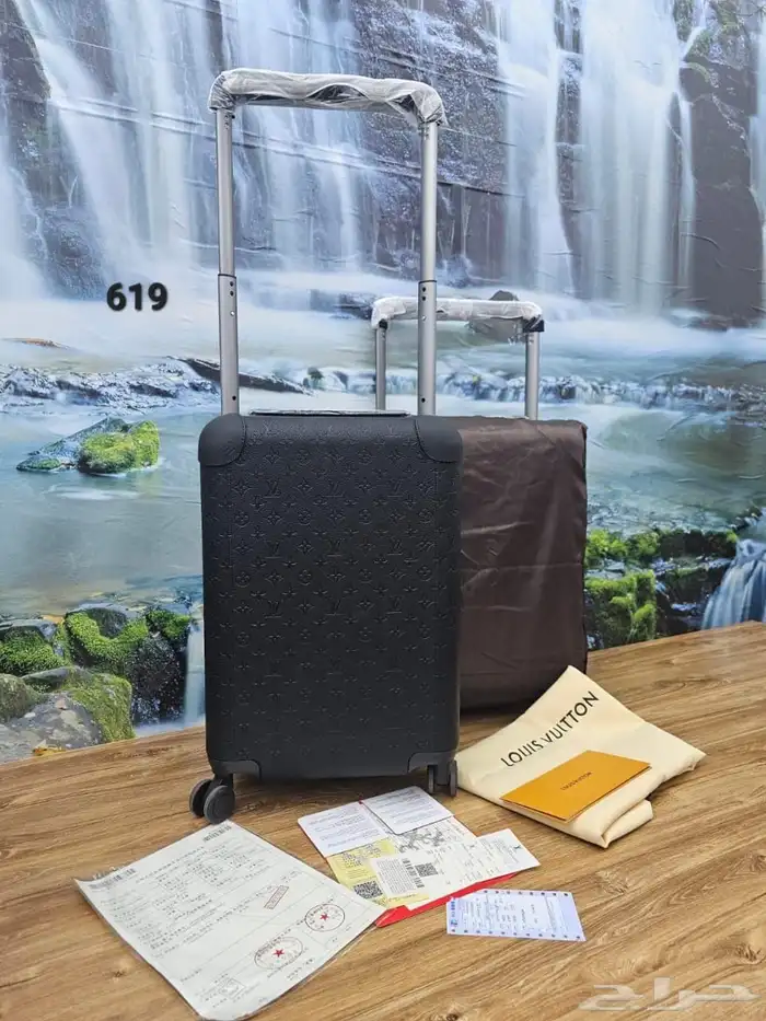 شنط سفر لويس فيتون ماستر طبق الاصل 3