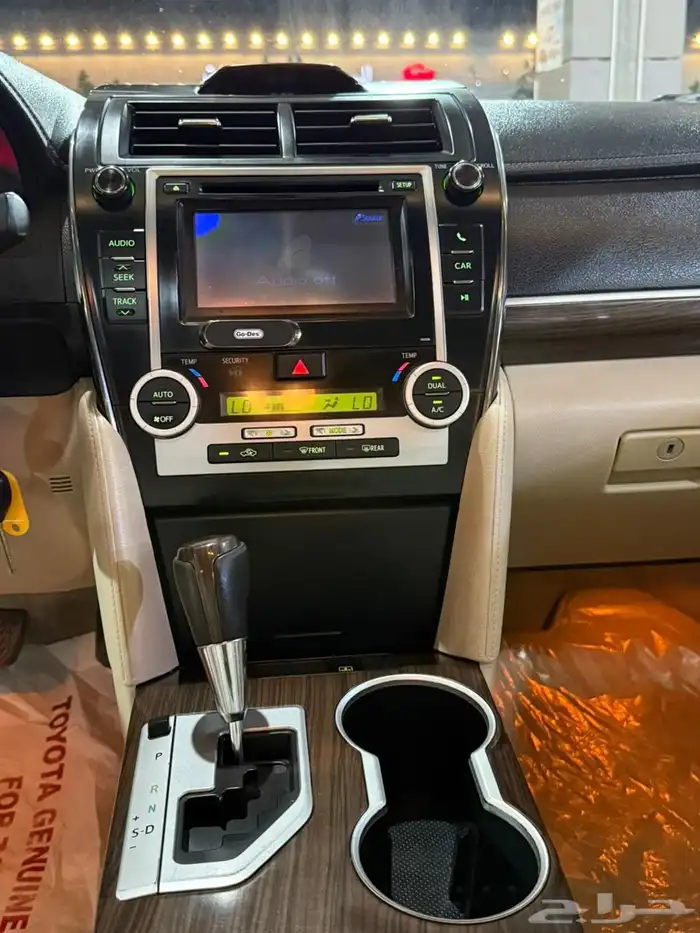 تم البيع  . 12