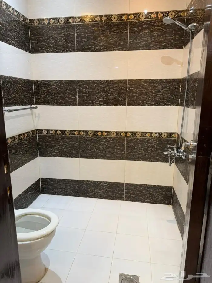 شقه للايجار في النرجس (في فله) 4