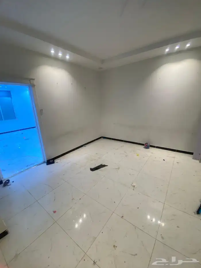 فيلا للايجار في حي الحزم مخطط العثمان 8