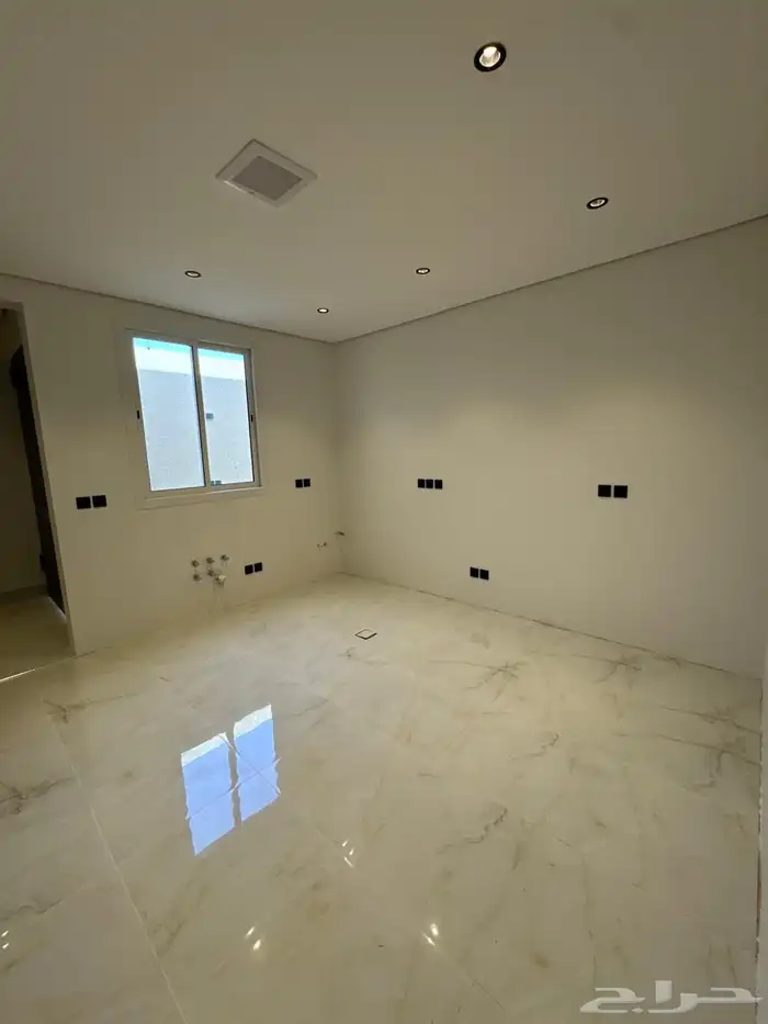 فيلا دور واحد بناء شخصي للبيع 8