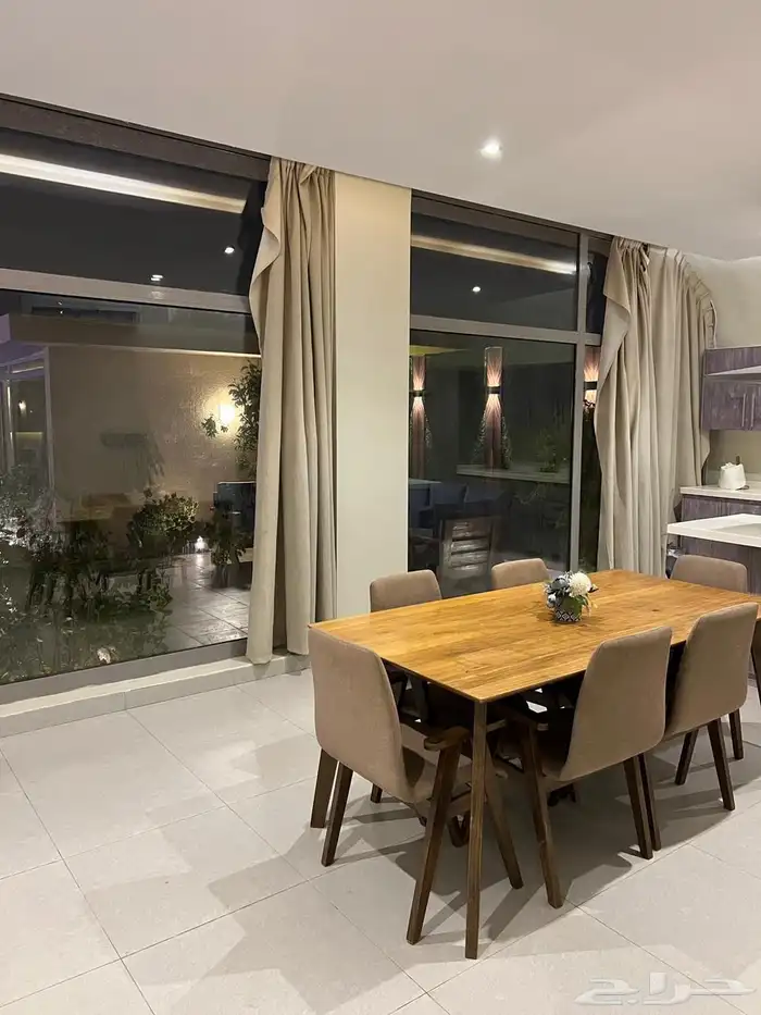 للايجار السنوي شاليه مودرن بحي الرمال 8