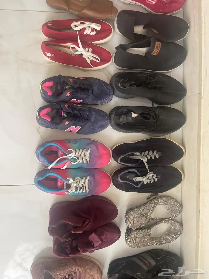 احذيه مستعمله بسعر مخفض 1