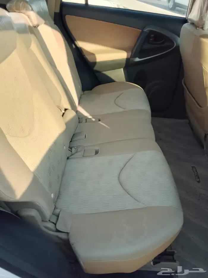 تويوتا رافور 2012 للبيع 4