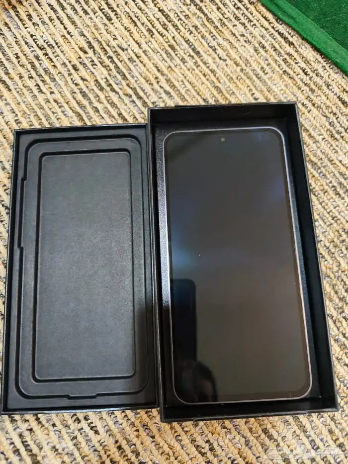 جوال جلاكسي اس 24اف اي جديد 0