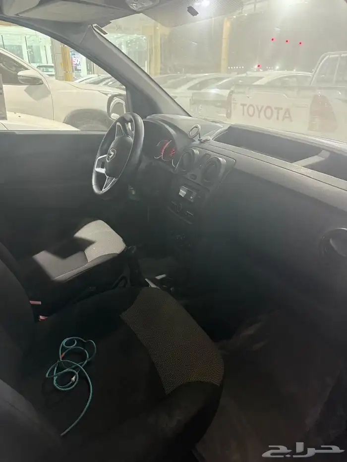 فان رينو لاصحاب المحلات والتوصيل 2