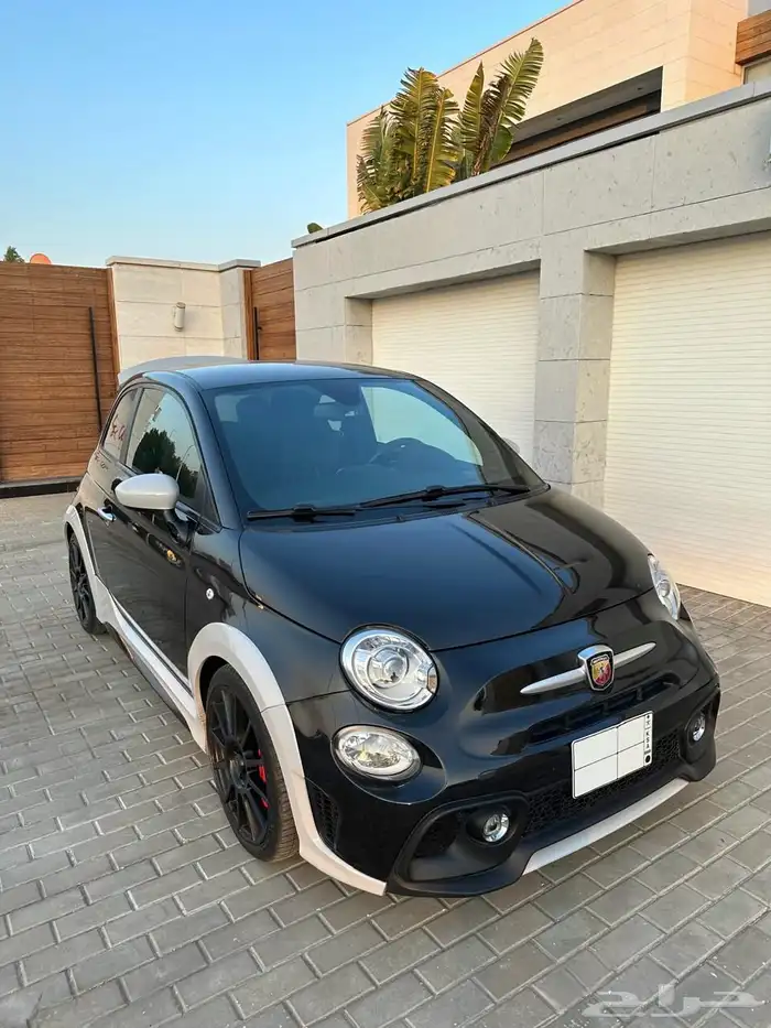 فيات ابارث 695 اصدار 70 عام 0