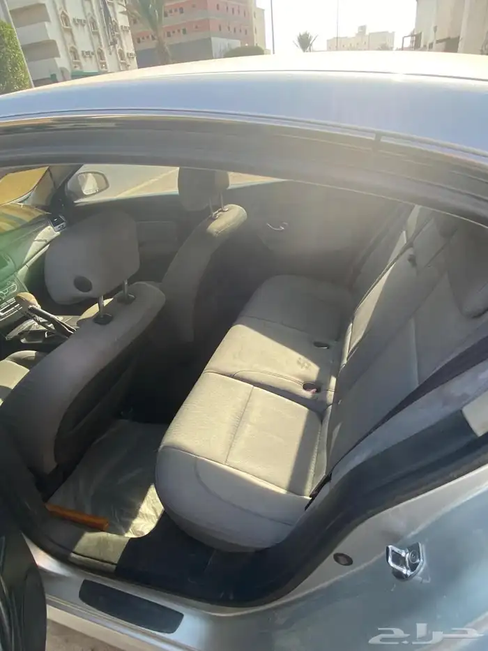 رينو سافران 2012 5