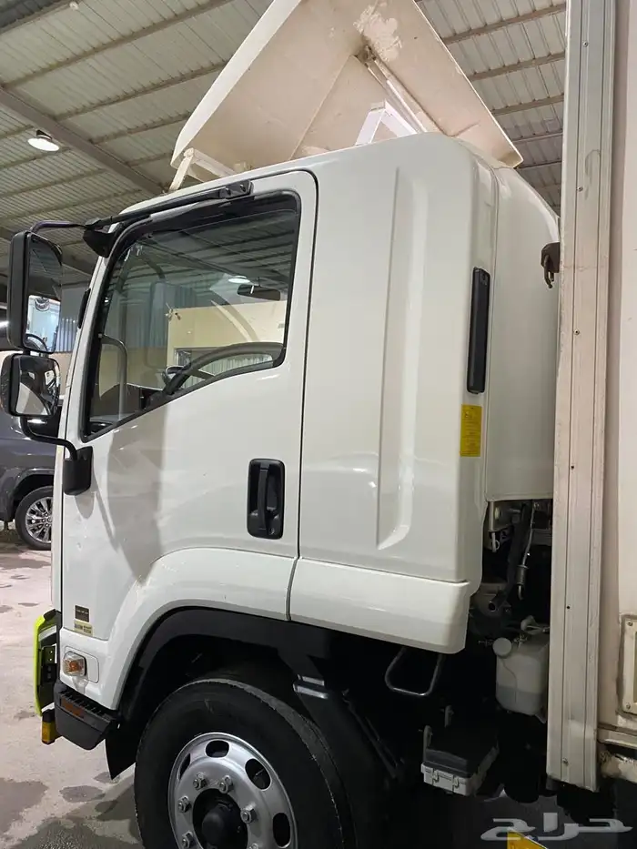 ايسوزو لوري موديل 2021 4