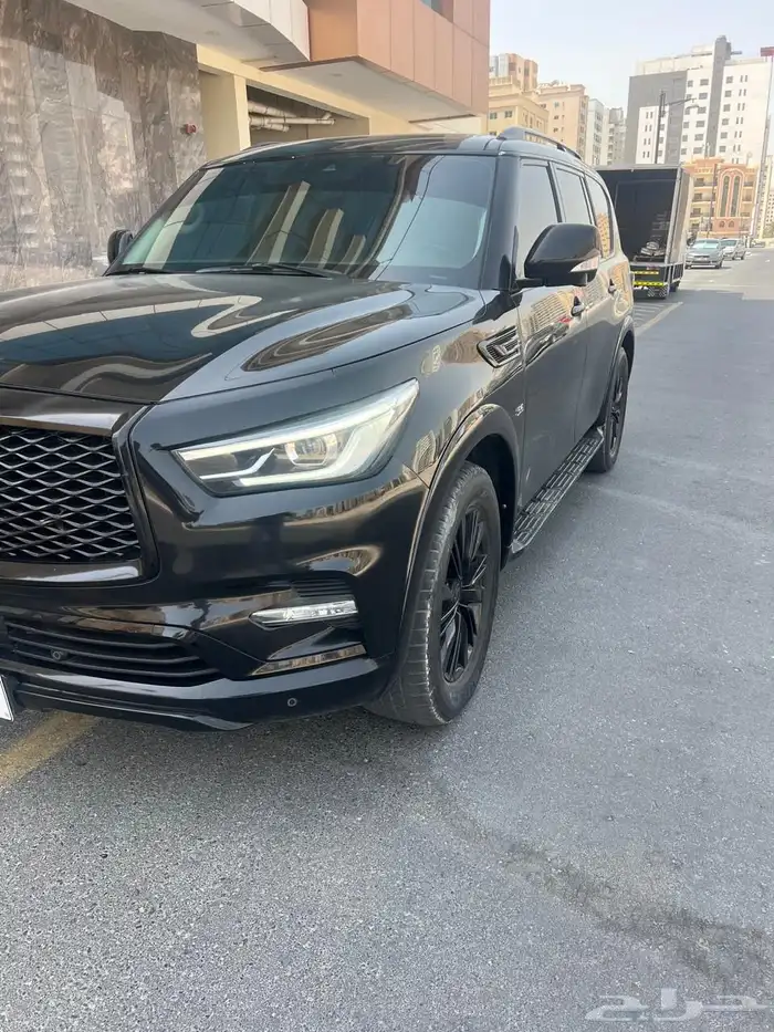 جيب انفينتي QX80 فل كامل لوحات اماراتية2019 2