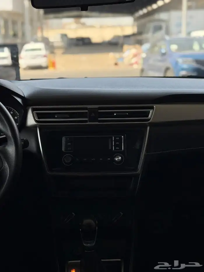 ام جي 5 MG 2023 السعر 27000 الف 16