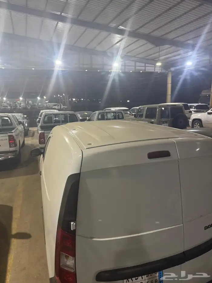 فان رينو لاصحاب المحلات والتوصيل 6