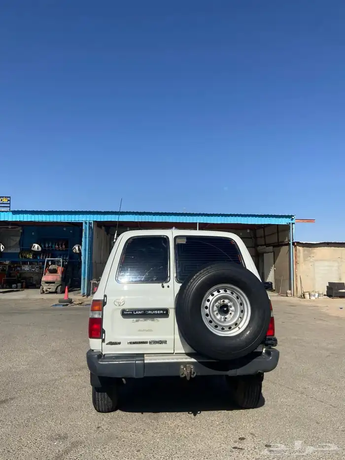 جيب تايوتا مديل97 3