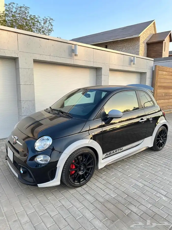 فيات ابارث 695 اصدار 70 عام 1