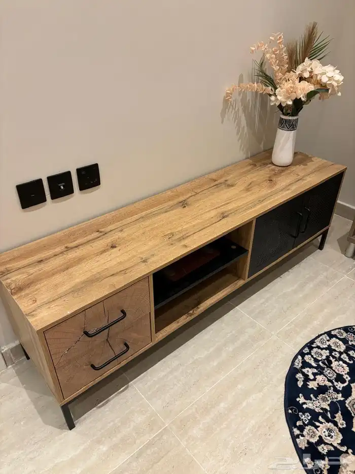 طاولة تلفزيون 0