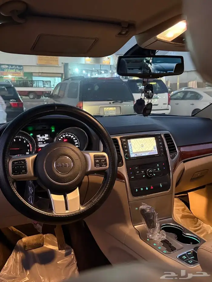 جيب شيروكي 16