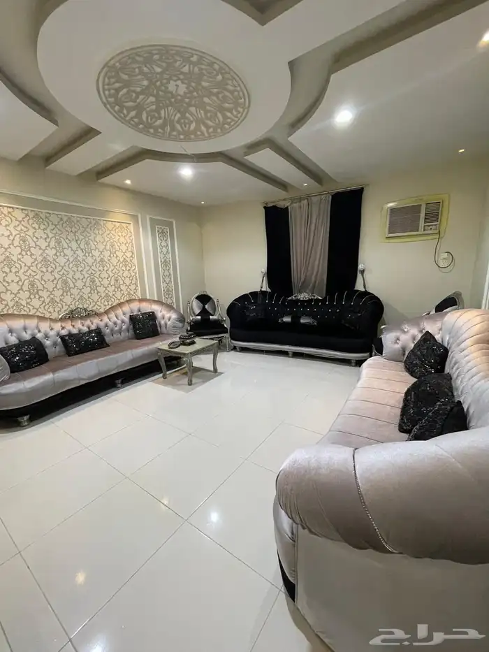 كنب إستخدام خفيف للبيع المستعجل 3