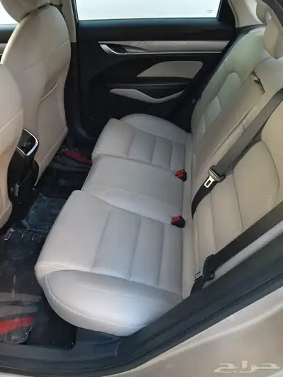 جيلي بنراي index