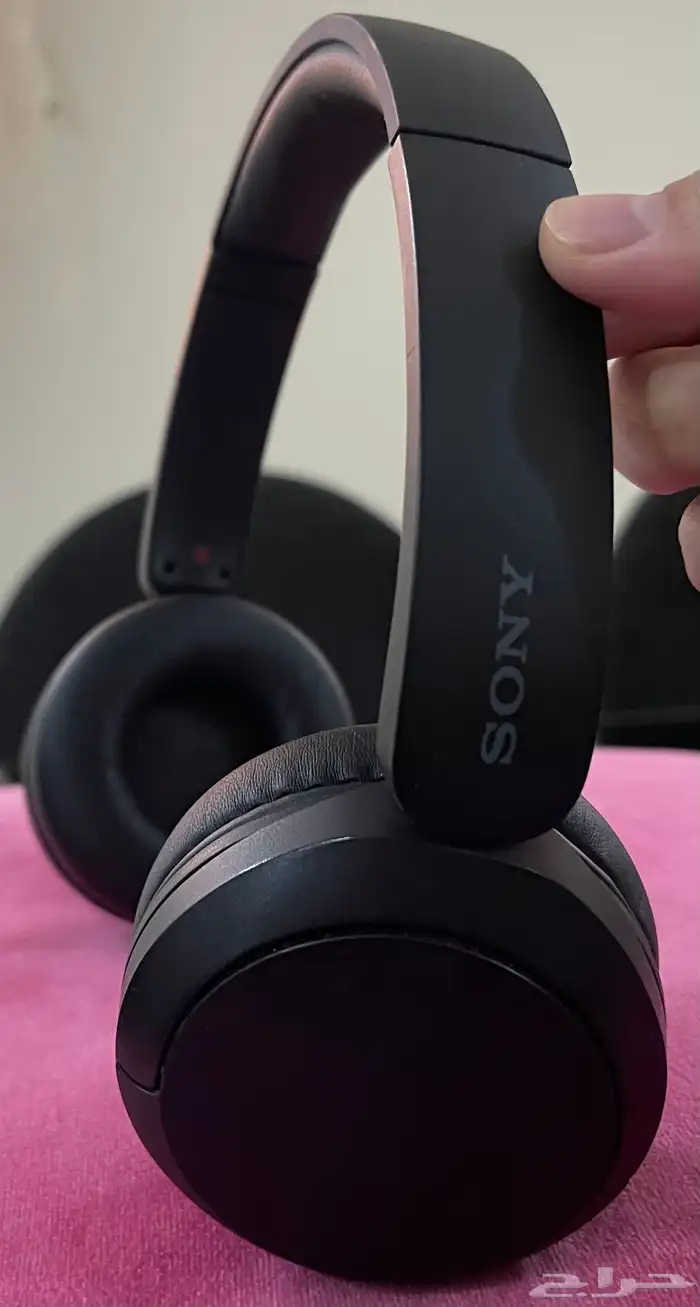 سماعة سوني لا سلكية فوق الأذن مع ميكروفون WH-CH520 أسود 3