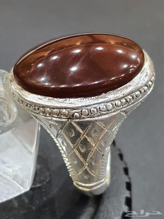 خاتم عقيق يماني كرزي دموي 1