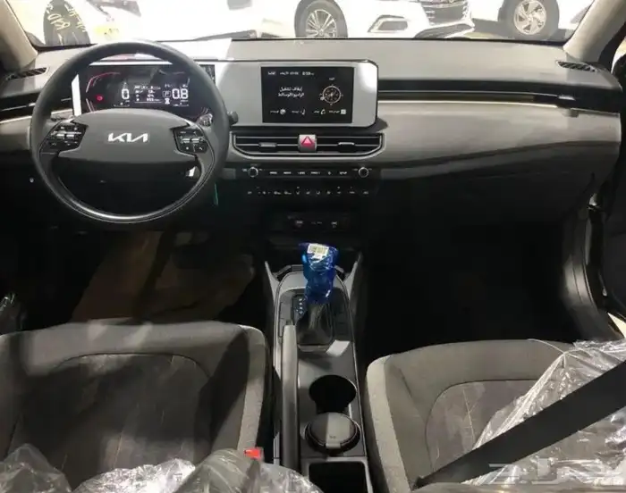 كيا k3 أستاندر 2025 6