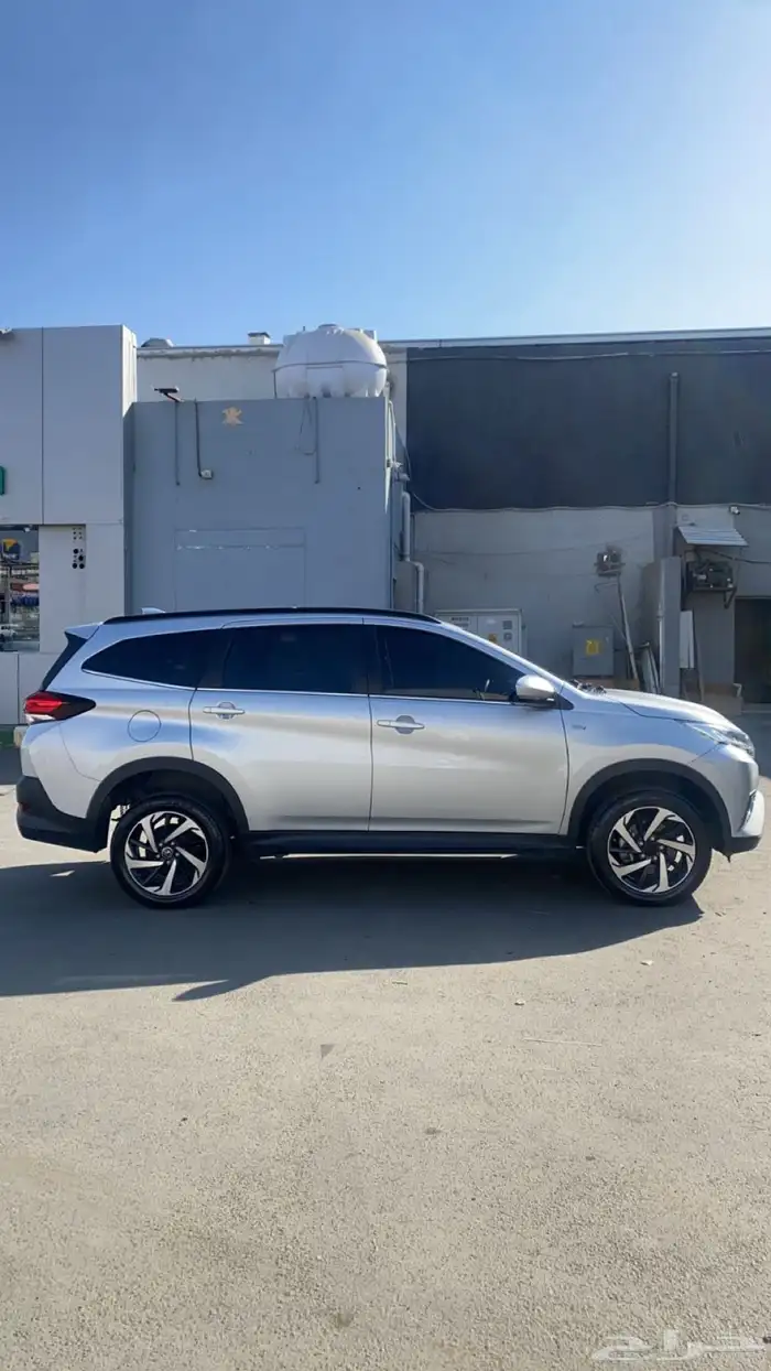 تويوتا راش للبيع نضيف 4