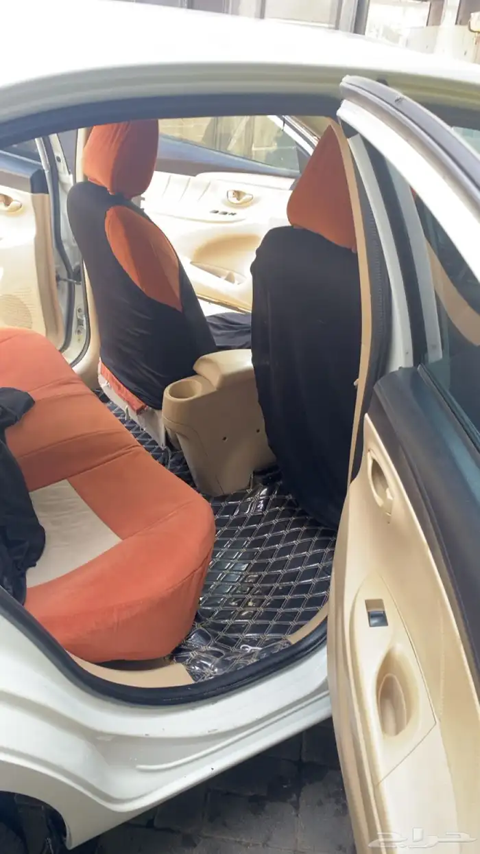 ياريس 2017 نظيفه 6