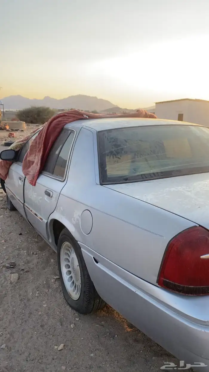 فورد للبيع تشليح 2001 1