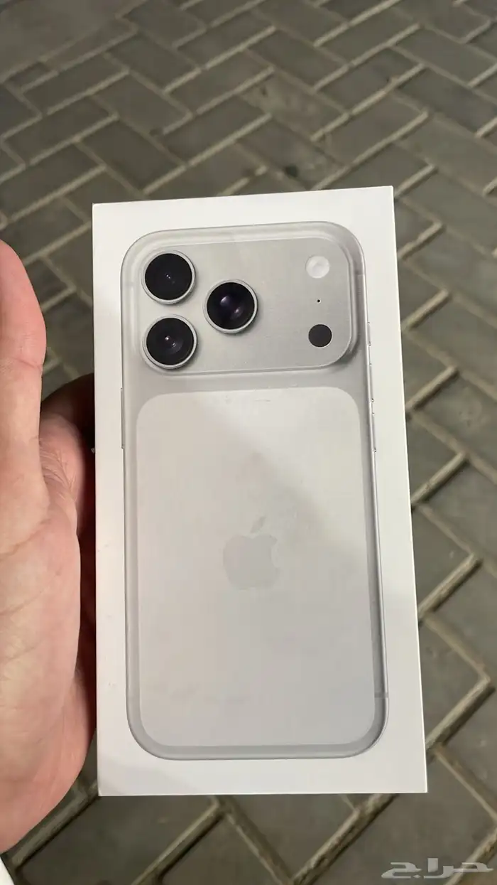 للبيع ايفون 17 برو 256Gسلفر 0