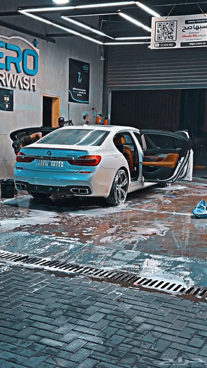 bmw 740li M بحالة الوكالة 28