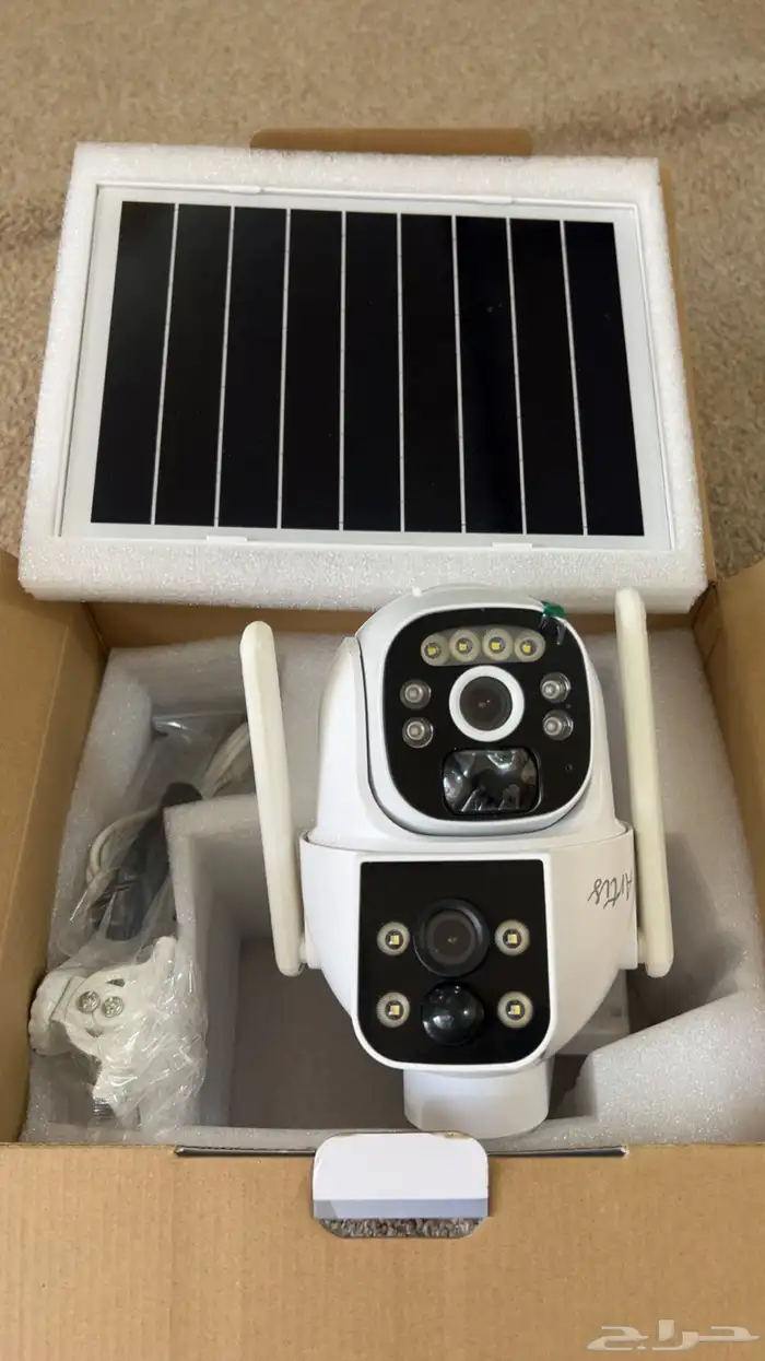 للبيع كامره علا طاقه الشمسه. وكامره علا النبه. وعقدعلا ط 0