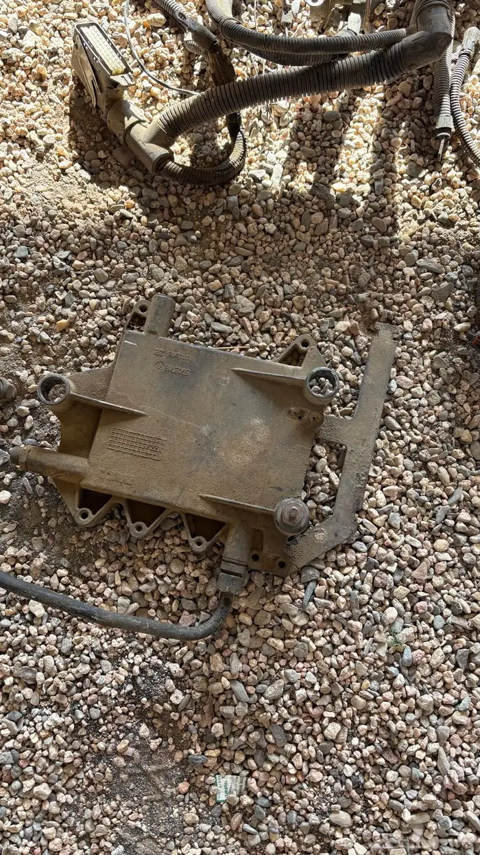 قطع راس تريلة افيكو 5