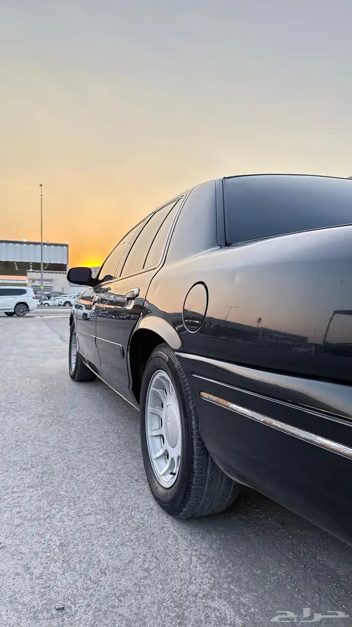 فورد فكتوريا 2002 12