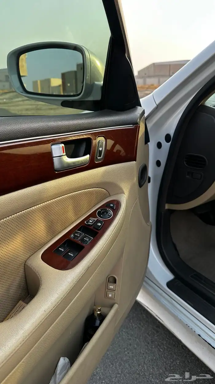 للبيع جينسس 2013 5