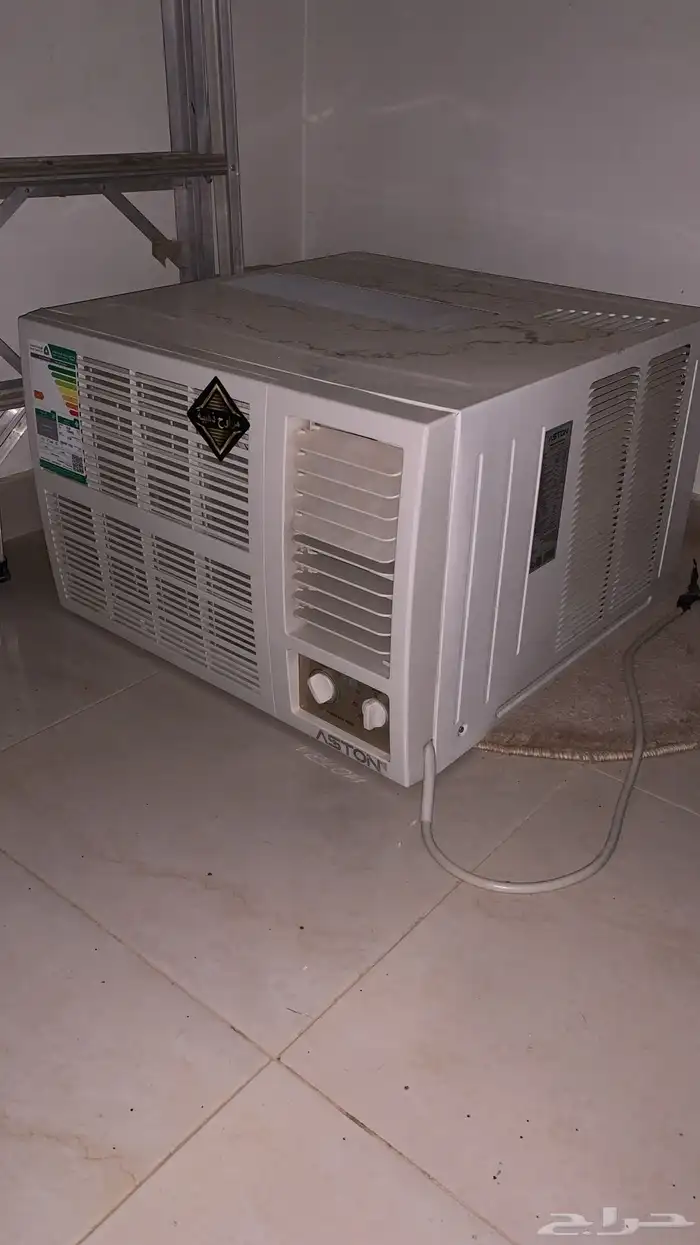 مكيف جديد استخدام شهر فقط. 1