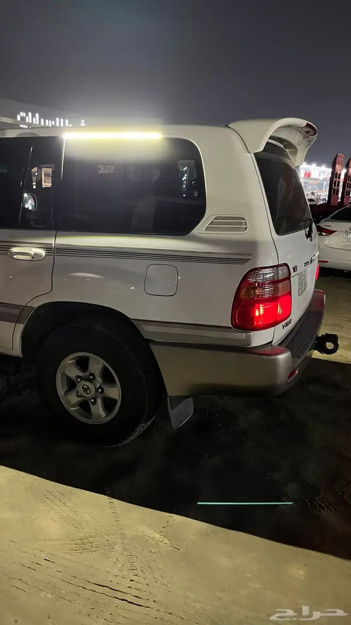 لاندكروزر 2000 42