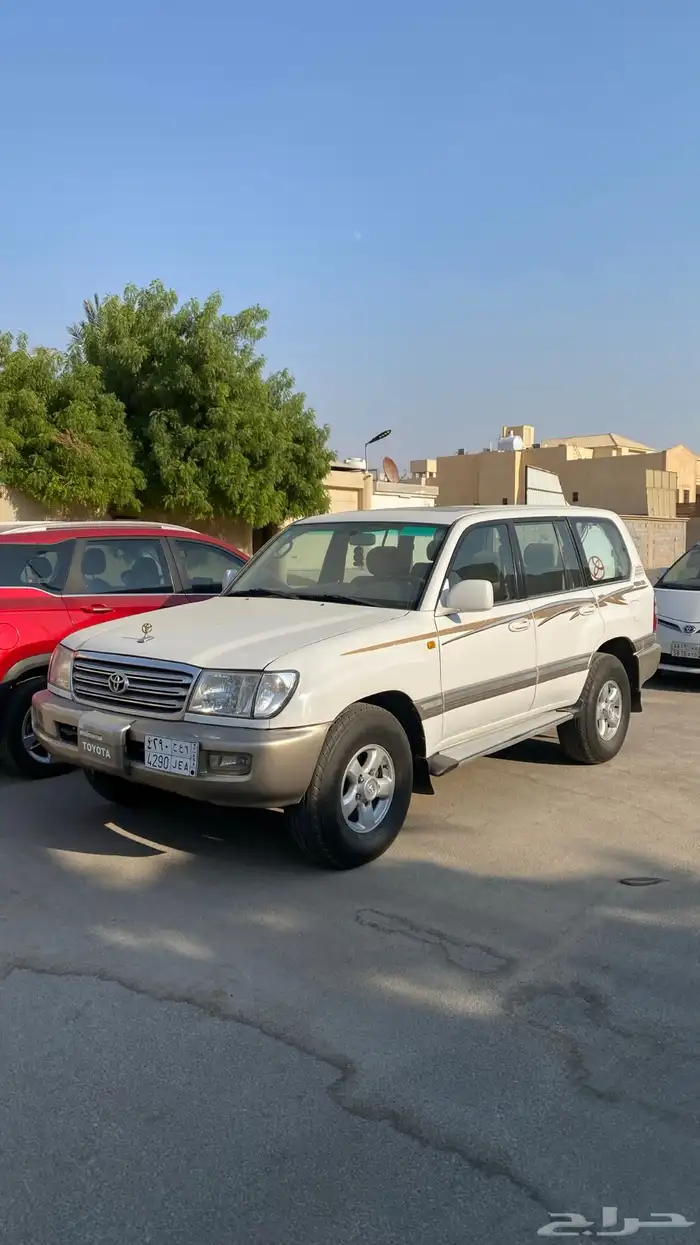 جيب لاندكروزر 1