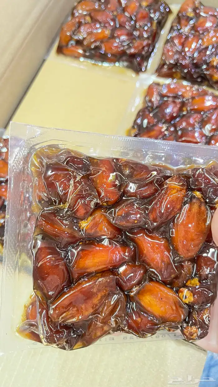 تمر صفري بيشة فاخر و يوجد تنك 2