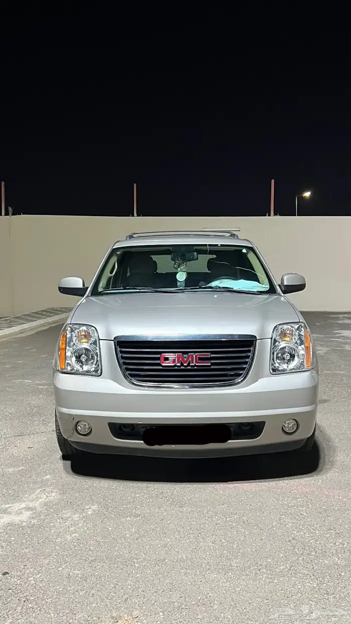 يوكن 2009 ملكي دبل 8