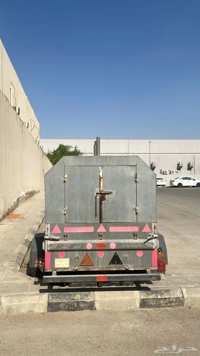 قلص مقفل للبيع 2