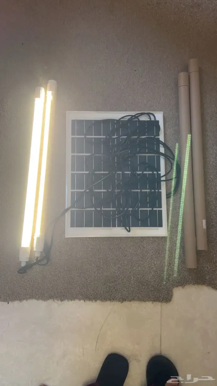 للبيع كامره علا طاقه الشمسه. وكامره علا النبه. وعقدعلا ط 6