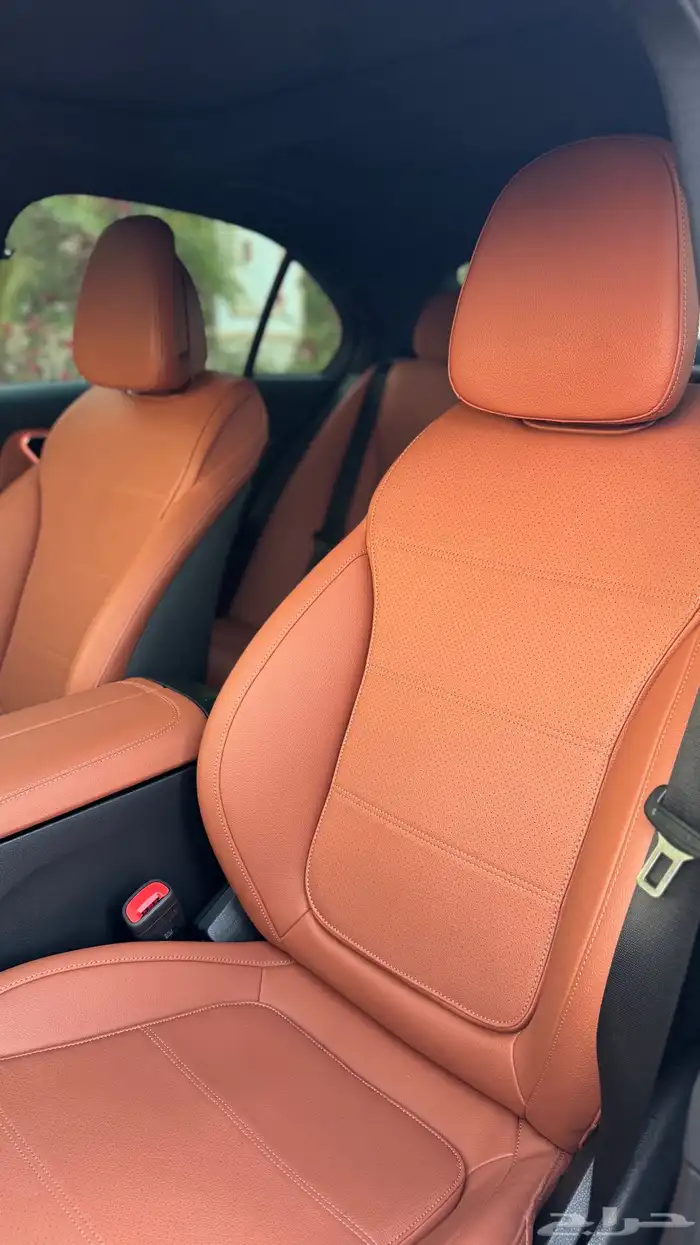 2024 مرسيدس C300 9